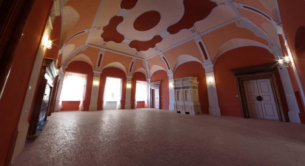 Zamek Miedzylesie Otel Dış mekan fotoğraf