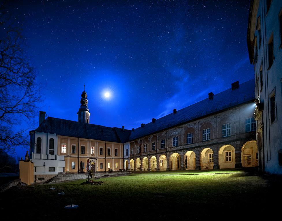 Zamek Miedzylesie Otel Dış mekan fotoğraf